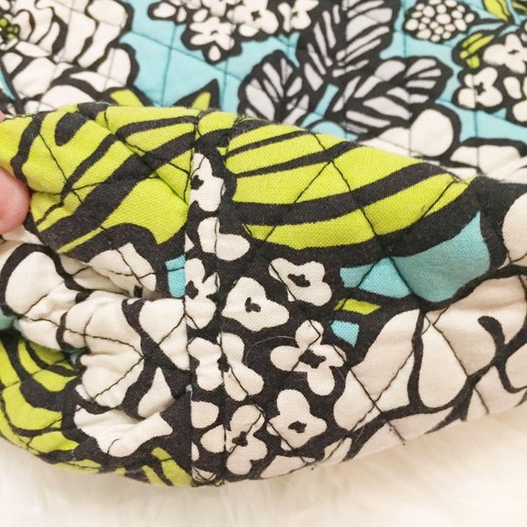 Vera Bradley Island Bloom Flower Crossbody Purse - Picture 9 of 9